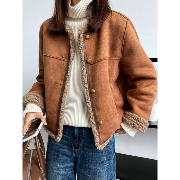 Women's jacket | short with a fur lining and button closure