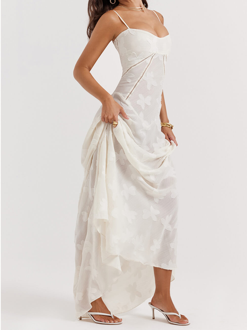 Maxi dress for women with straps, neckline, and floral pattern
