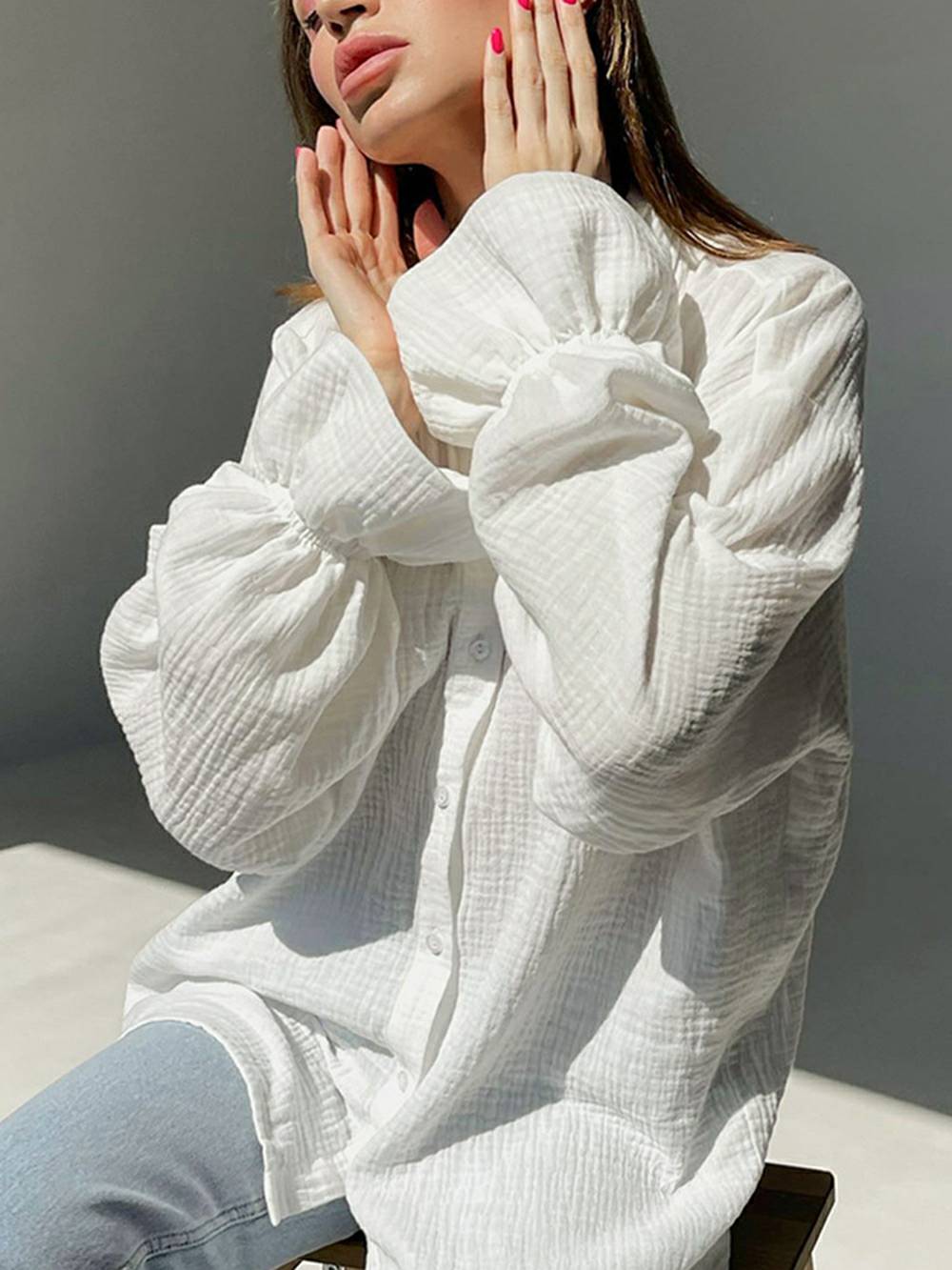 Women's shirt made of lightweight material with a loose fit
