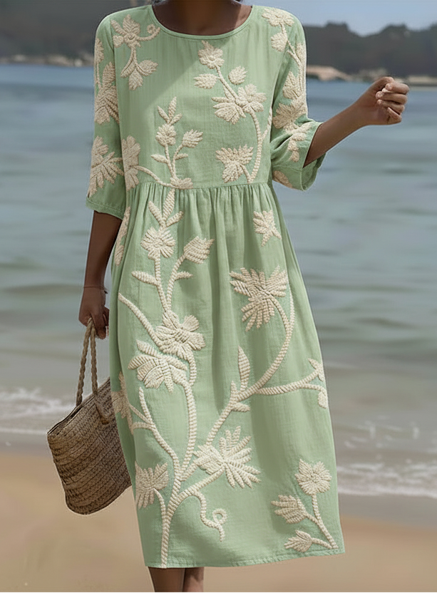Gwen - Elegant Floral Dress