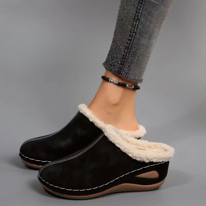 Cura | Women's Moccasins with Fleece Lining