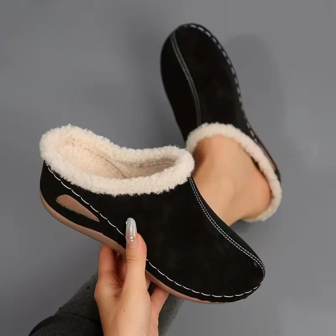 Cura | Women's Moccasins with Fleece Lining