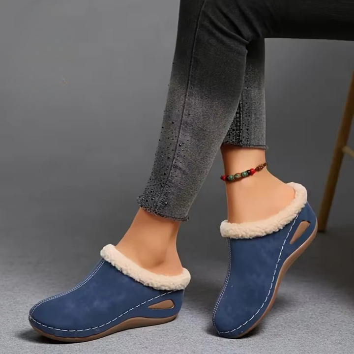 Cura | Women's Moccasins with Fleece Lining