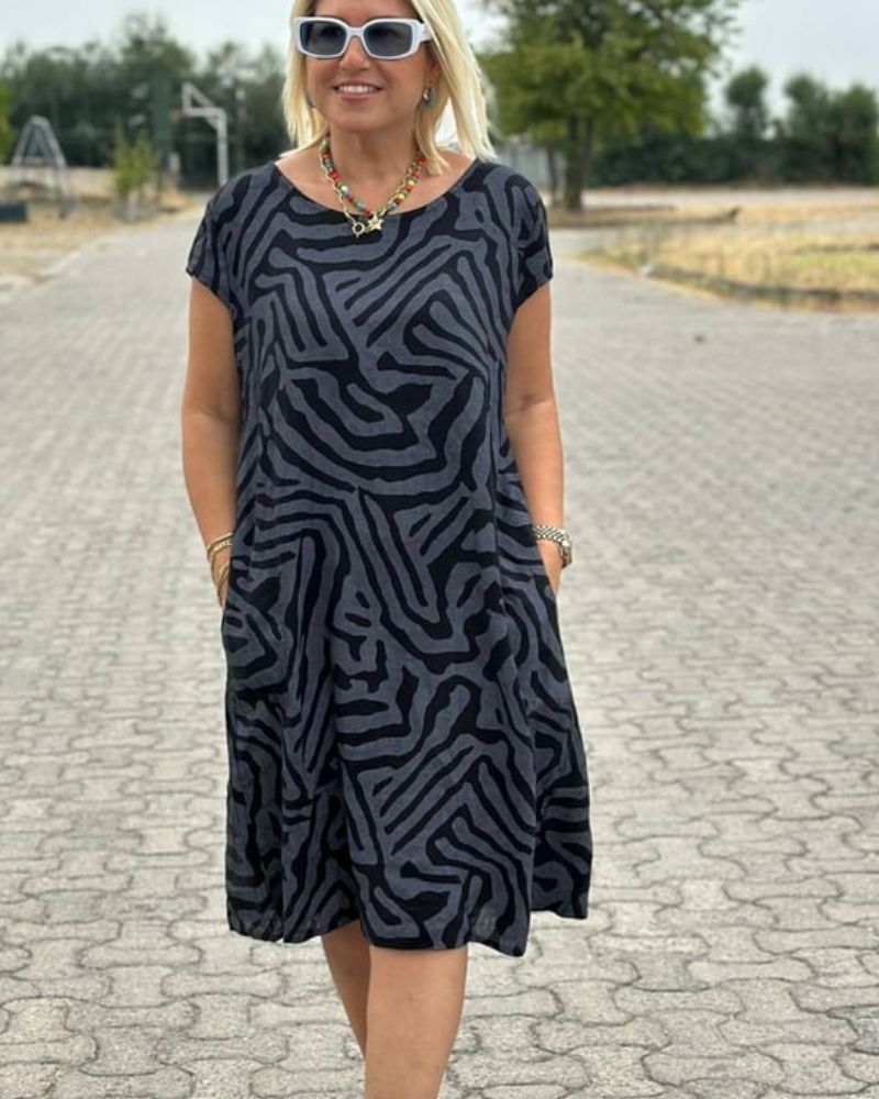 Hallie | Elegant Summer Dress with Round Neckline and Pretty Print