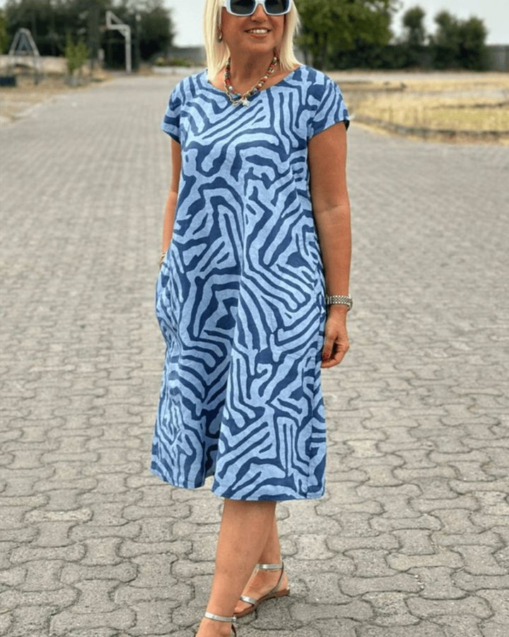 Hallie | Elegant Summer Dress with Round Neckline and Pretty Print