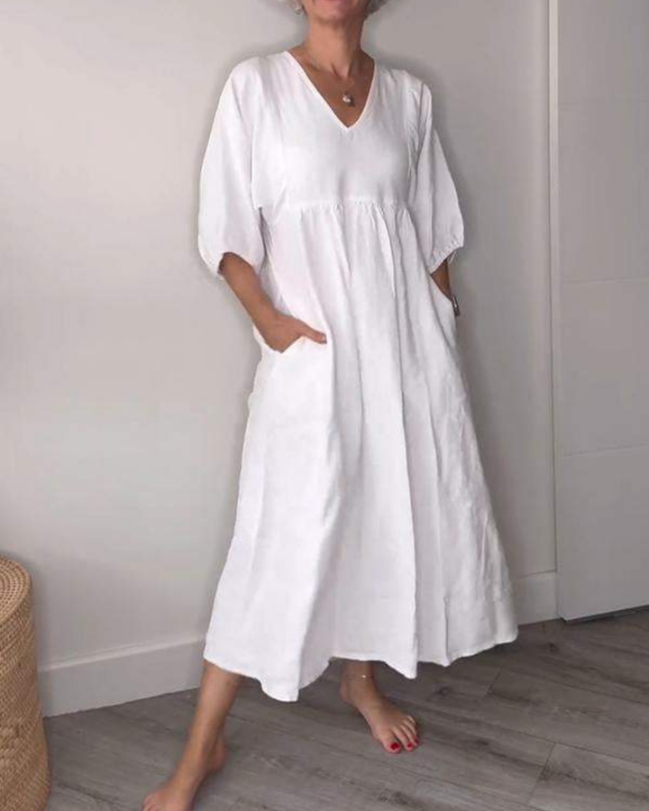 Winona | feminine maxi dress with flattering V-neck