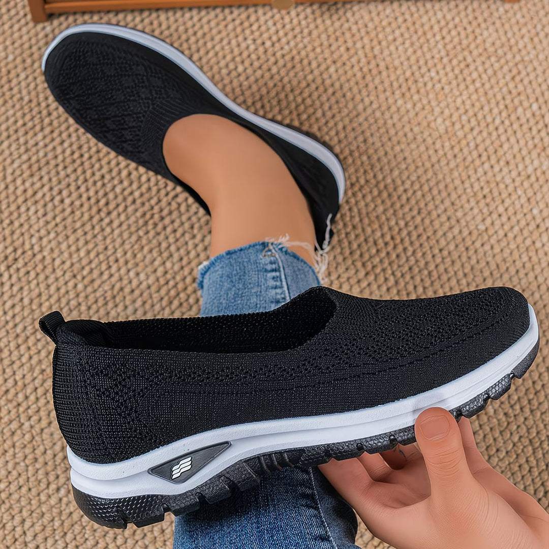 Janela | Sporty Comfort Sneakers without Laces