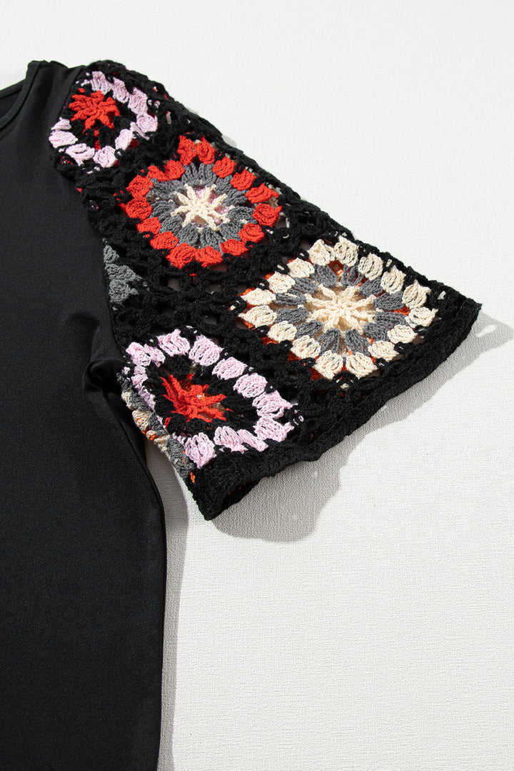 Meribeth | Crochet Top with Floral Pattern
