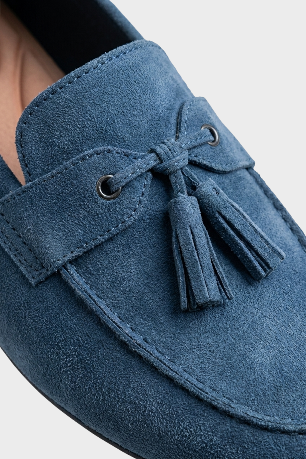 Nadine - Classic Loafers with Tassel Detail