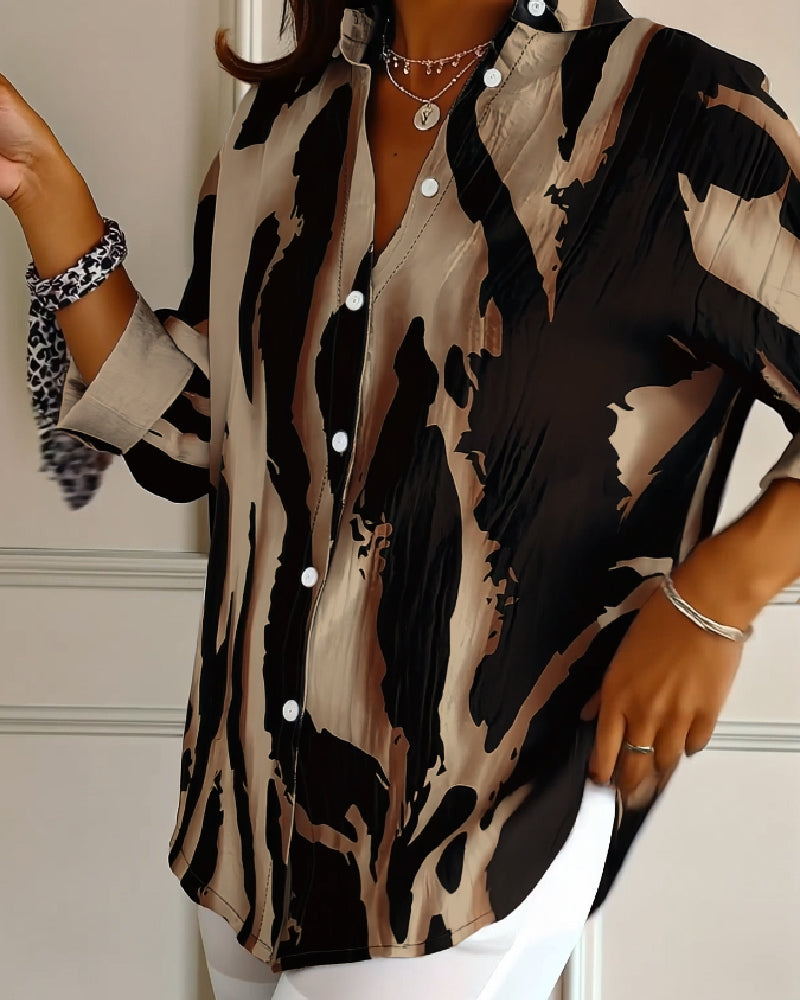 Women's Oversized Blouse with Print and Buttons