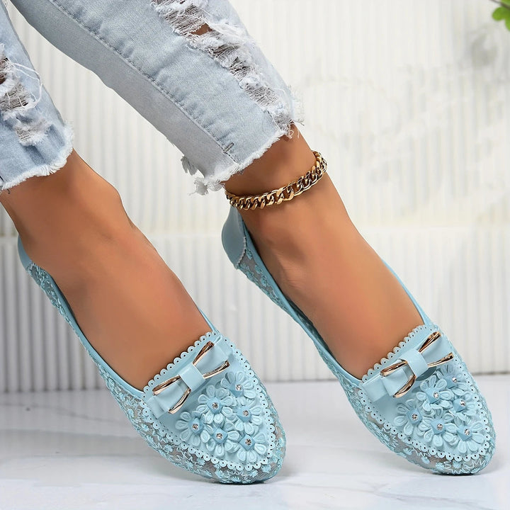 Women’s Lace Ballet Flats with Decorative Bow