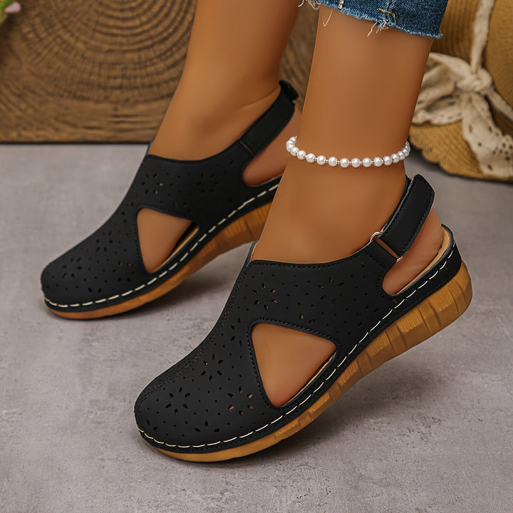 Fea | Stylish Women's Sandals with Round Toe and Wedge Heel