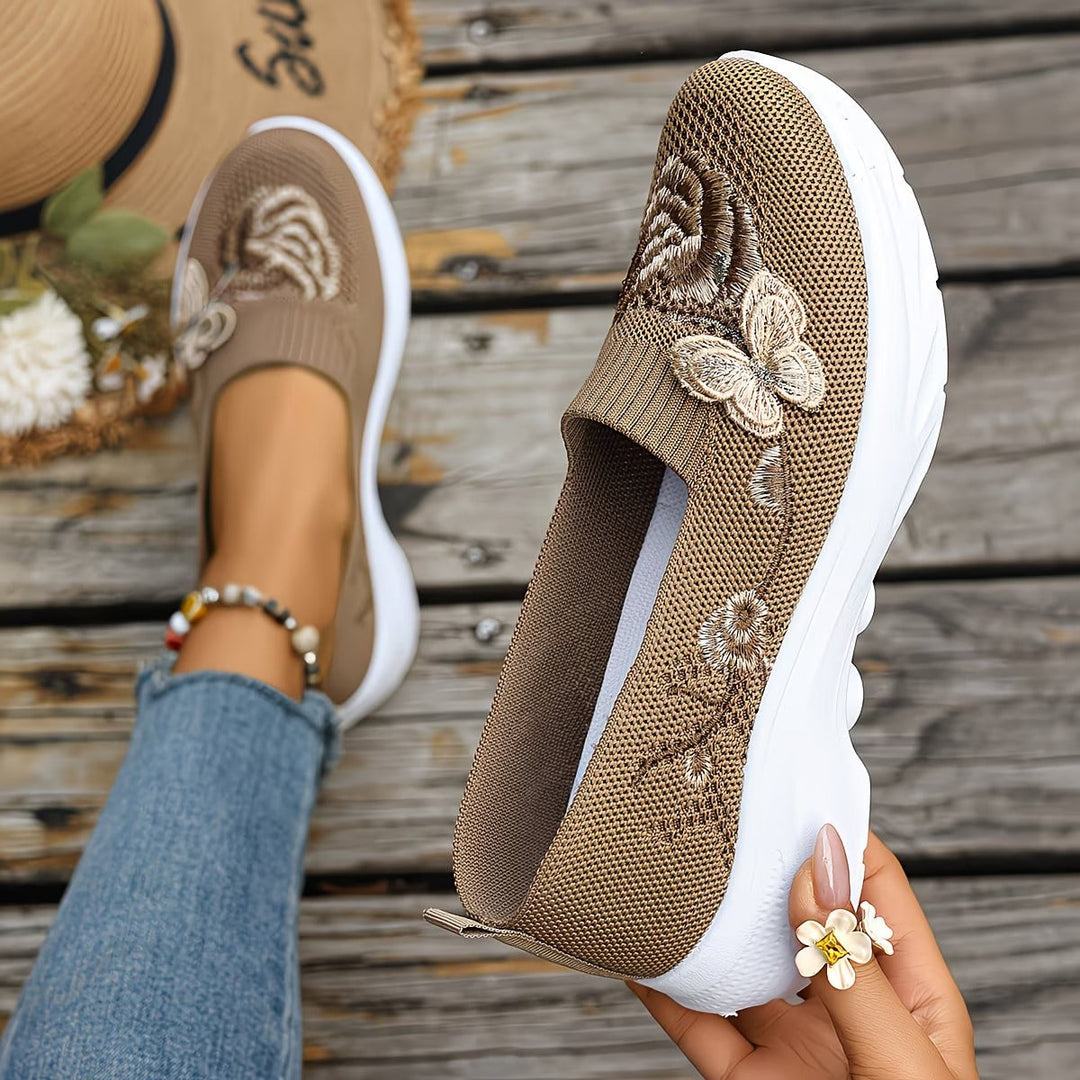 Lavinia | Embroidered Loafers with Butterfly Detail