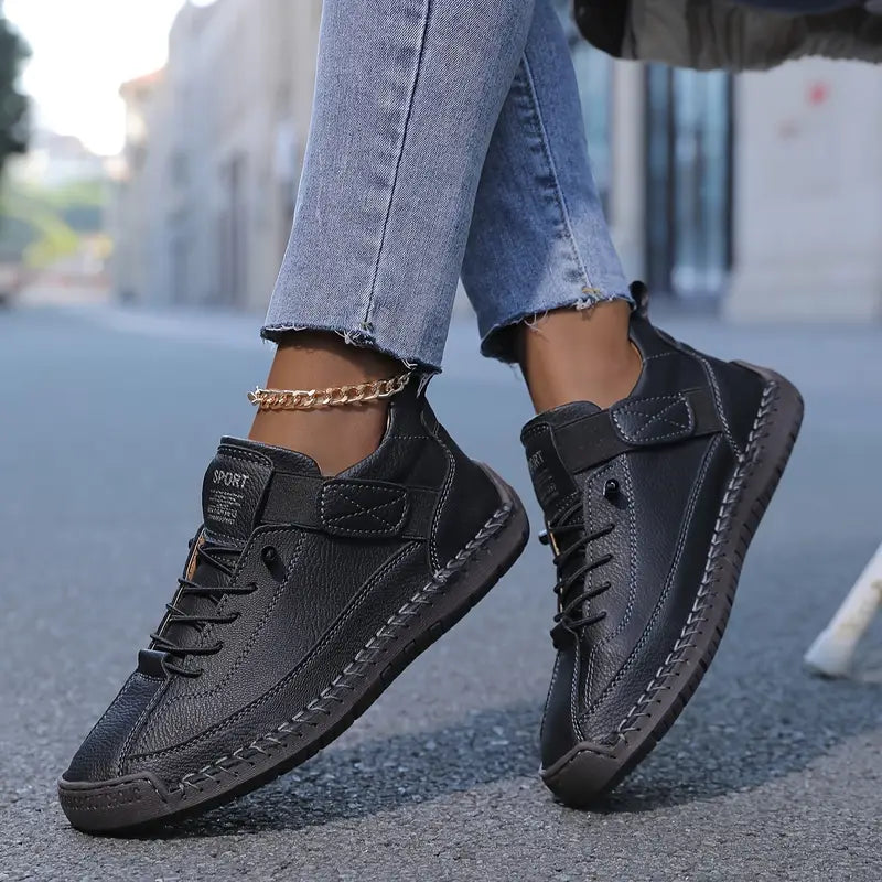 Men's Sports Shoes with Laces | with Flexible Sole