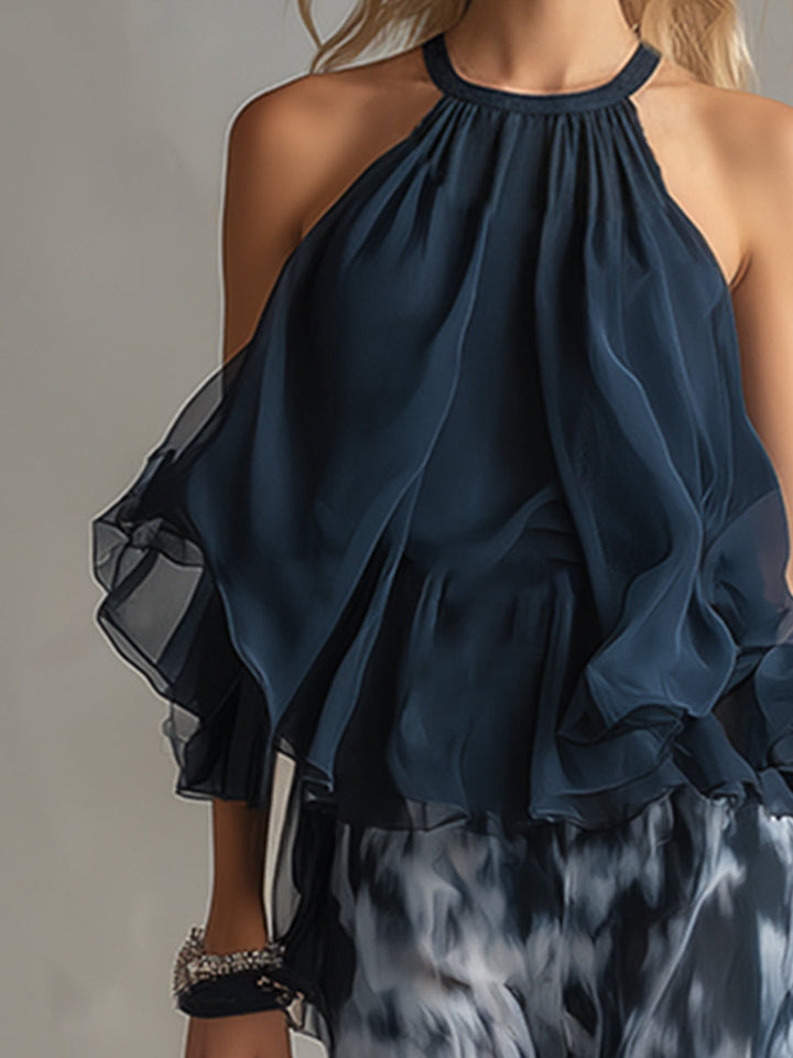 Ludovica – Chic Ensemble with High-Collared Blouse and Flowing Printed Pants