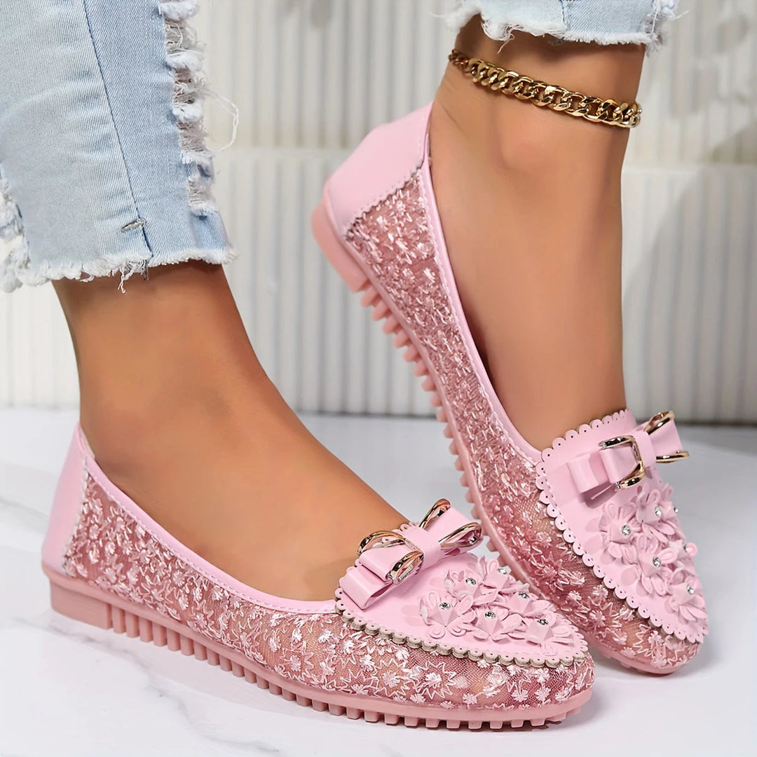 Women’s Lace Ballet Flats with Decorative Bow