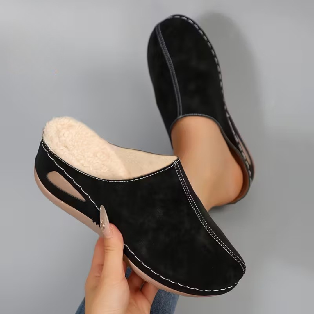 Cura | Women's Moccasins with Fleece Lining