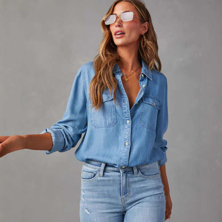 Women’s Denim Shirt with Chest Pockets – Casual Style and Relaxed Comfort