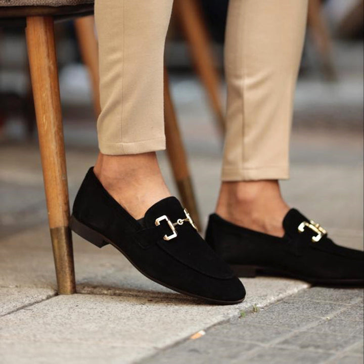 Elegant Business Loafer with Golden Buckle – Classic Comfort for Stylish Occasions