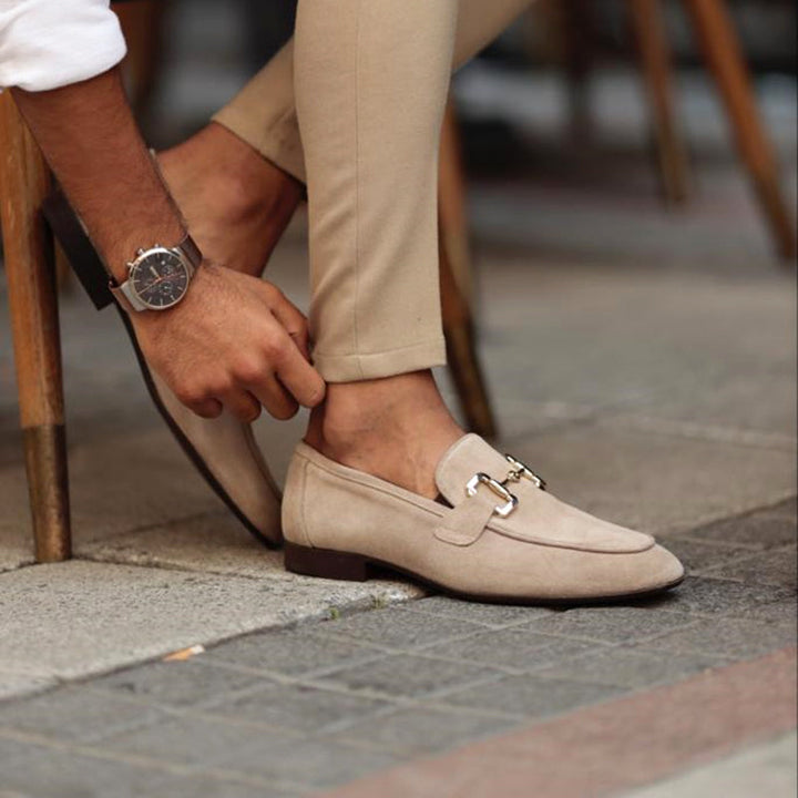 Elegant Business Loafer with Golden Buckle – Classic Comfort for Stylish Occasions