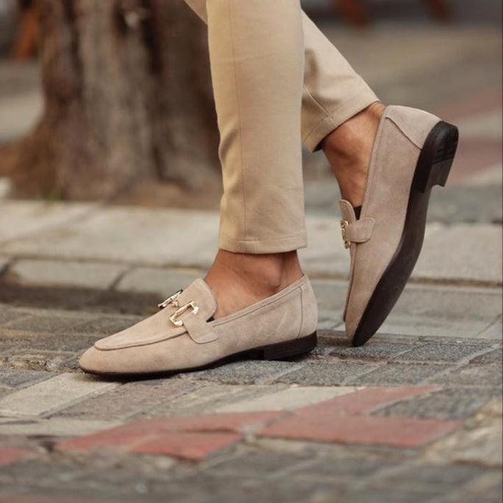 Elegant Business Loafer with Golden Buckle – Classic Comfort for Stylish Occasions
