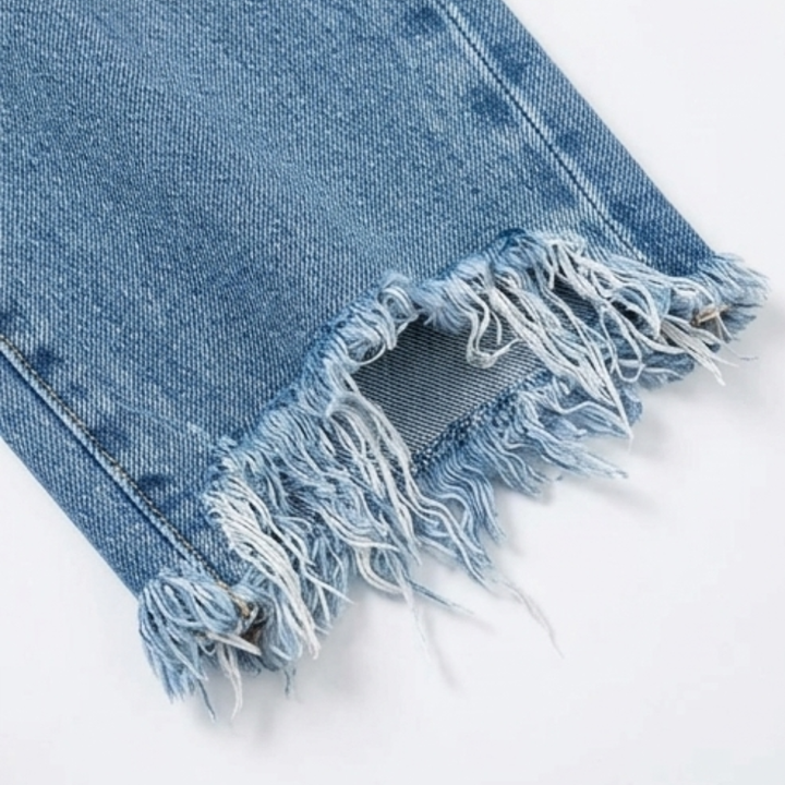 Vivara™ – Vintage-inspired Cropped Straight Leg Jeans with Fringes