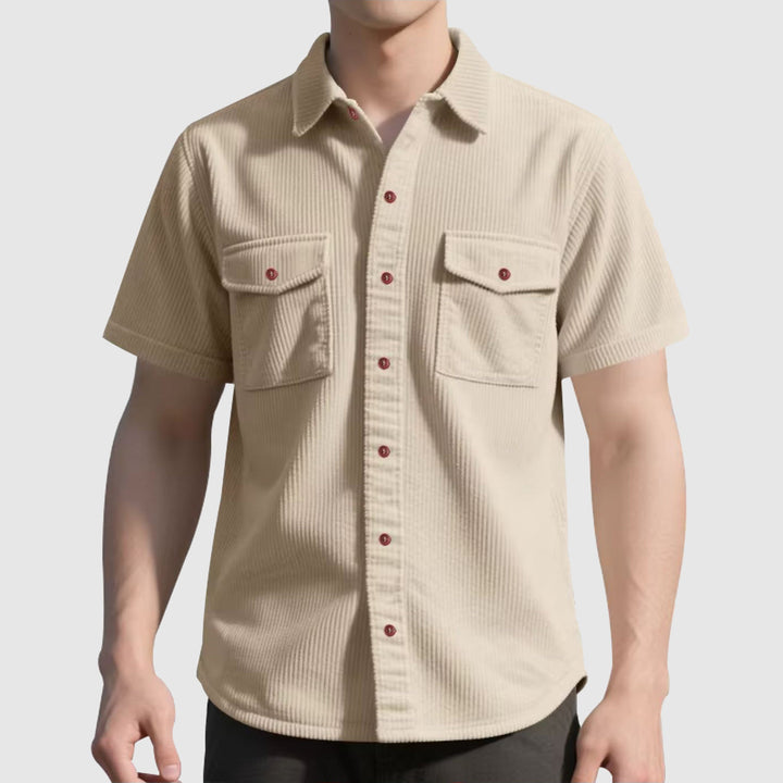Men’s Short Sleeve Button-Up Shirt with Dual Chest Pockets