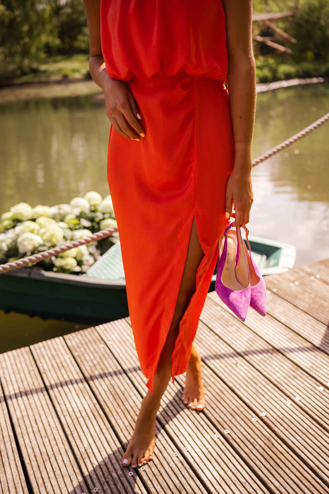 Enidra | Midi Dress with Halter Neck and Slit