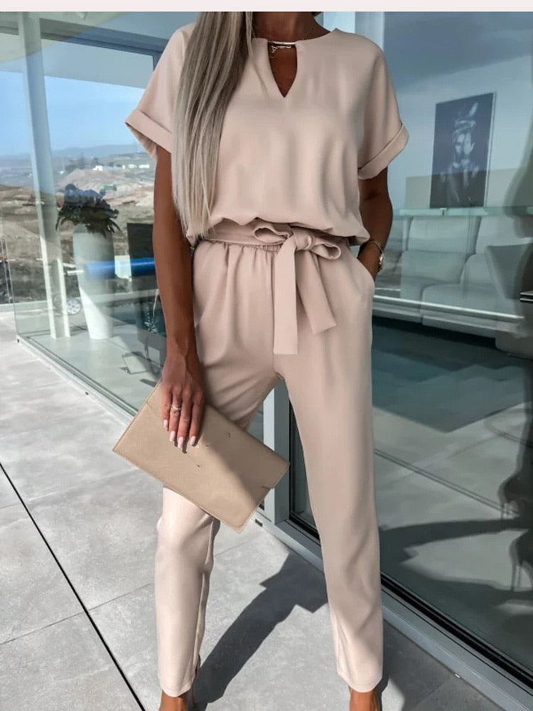 Women’s Elegant Two-Piece Set with Short Sleeve Top and Belted Pants