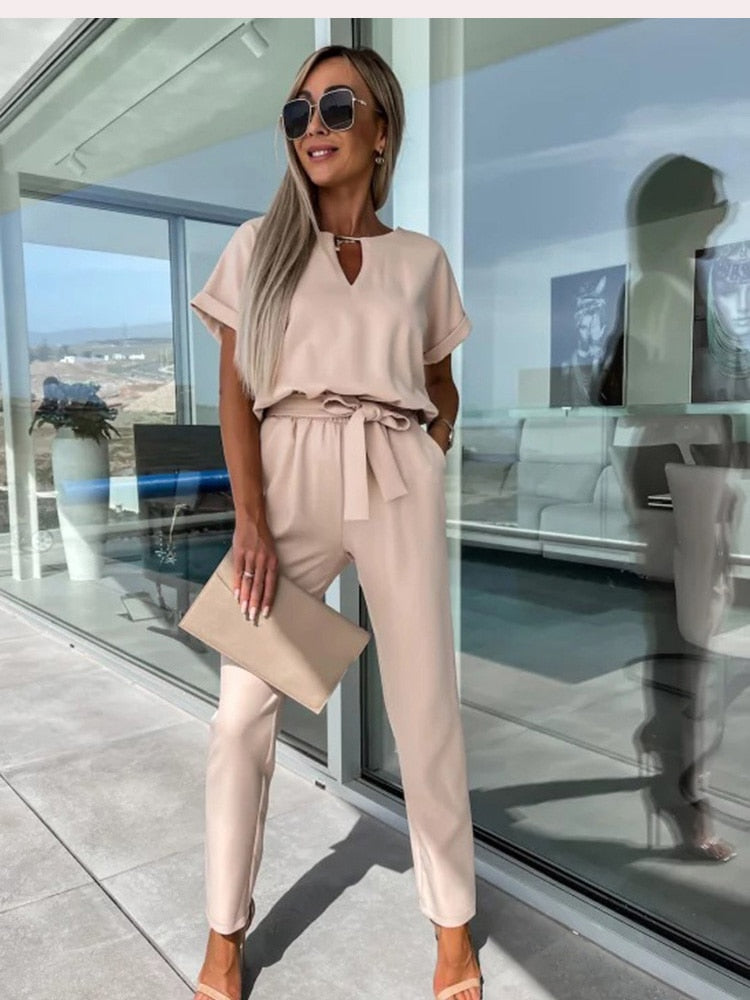Women’s Elegant Two-Piece Set with Short Sleeve Top and Belted Pants