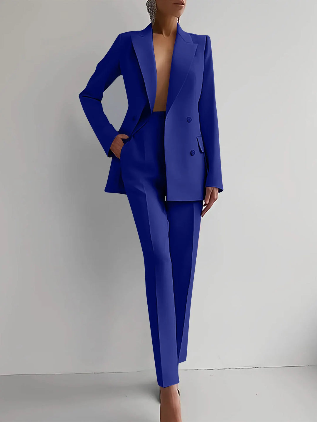 Women’s Elegant Two-Piece Blazer Suit Set