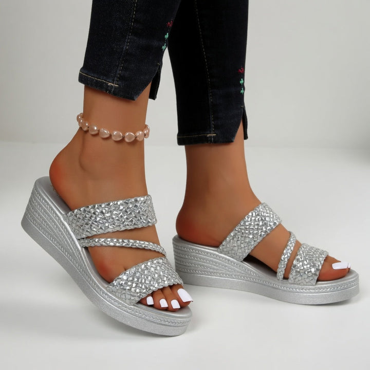 Tresseline™ — Woven wedge mule colorful summer lightness