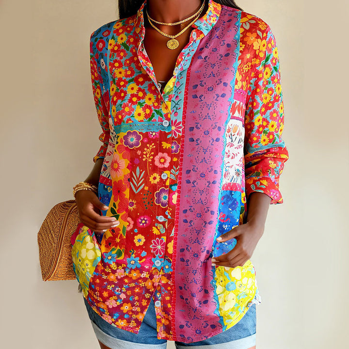 Women's shirt with floral pattern and buttons