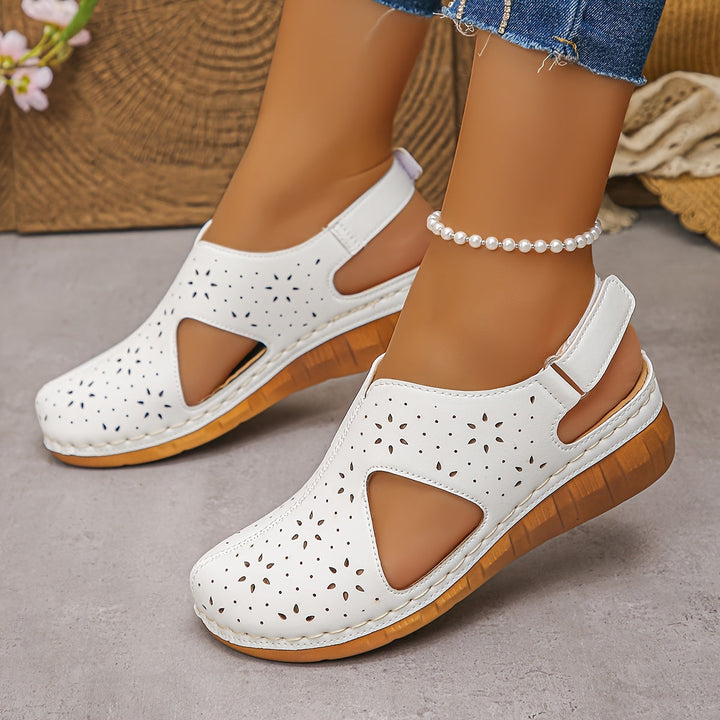 Fea | Stylish Women's Sandals with Round Toe and Wedge Heel