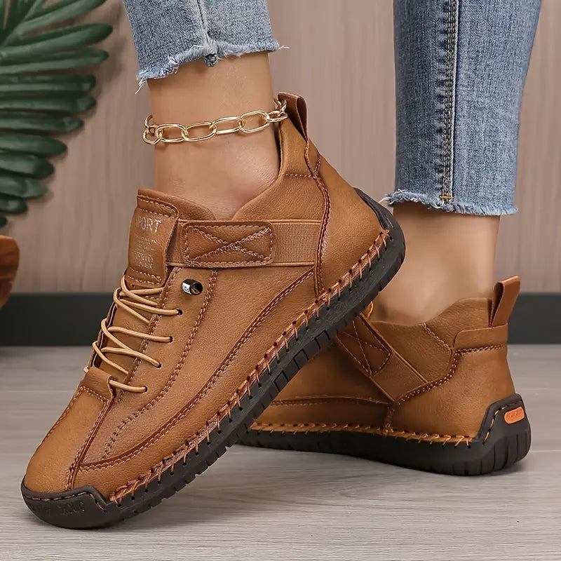 Men's Sports Shoes with Laces | with Flexible Sole