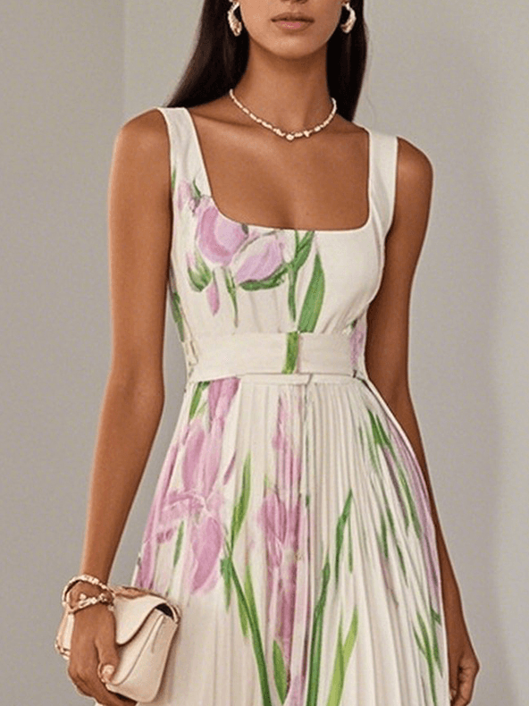 Wilma | Pleated Maxi Dress with Floral Pattern
