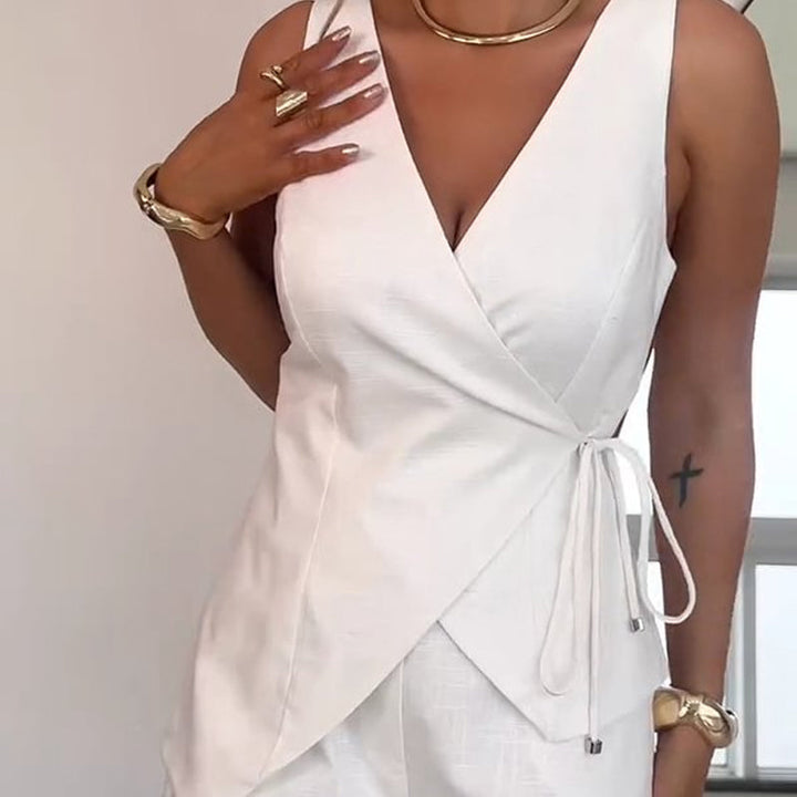 Mabel | Sleeveless Top with Wrap Neckline and High-Waisted Shorts