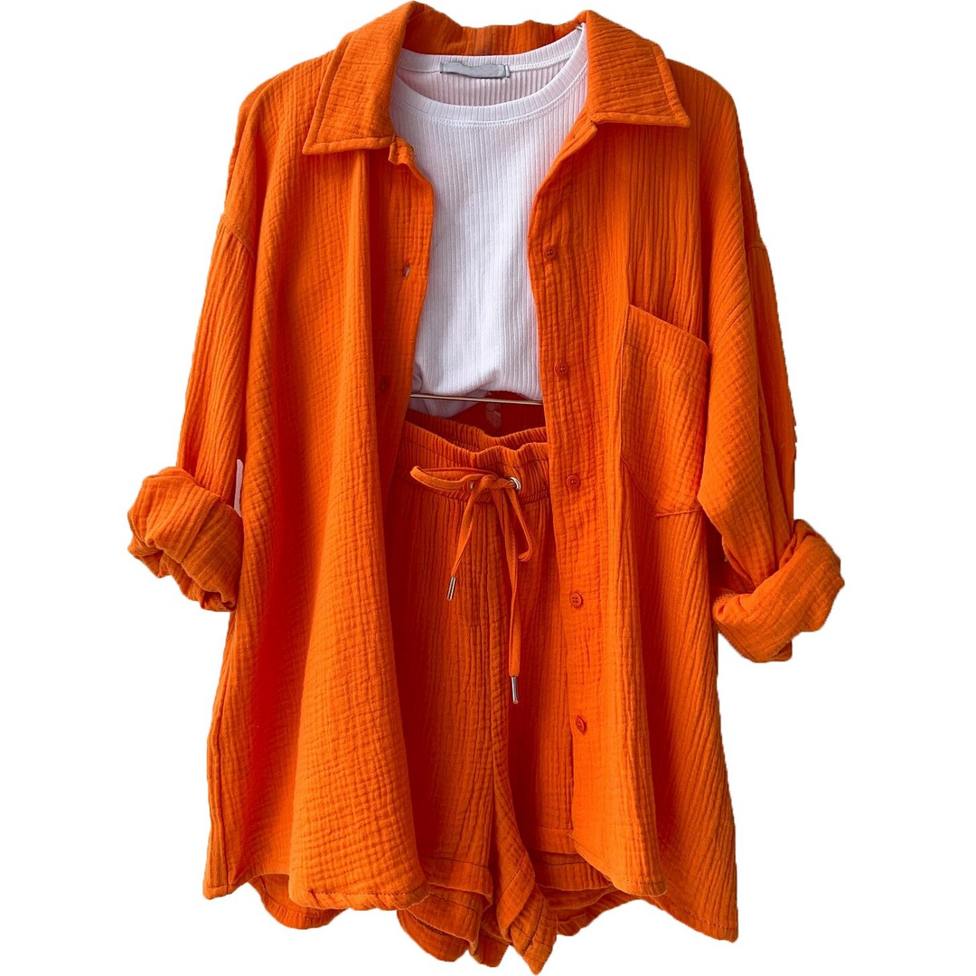 Women's complete set: shirt and shorts with a loose fit