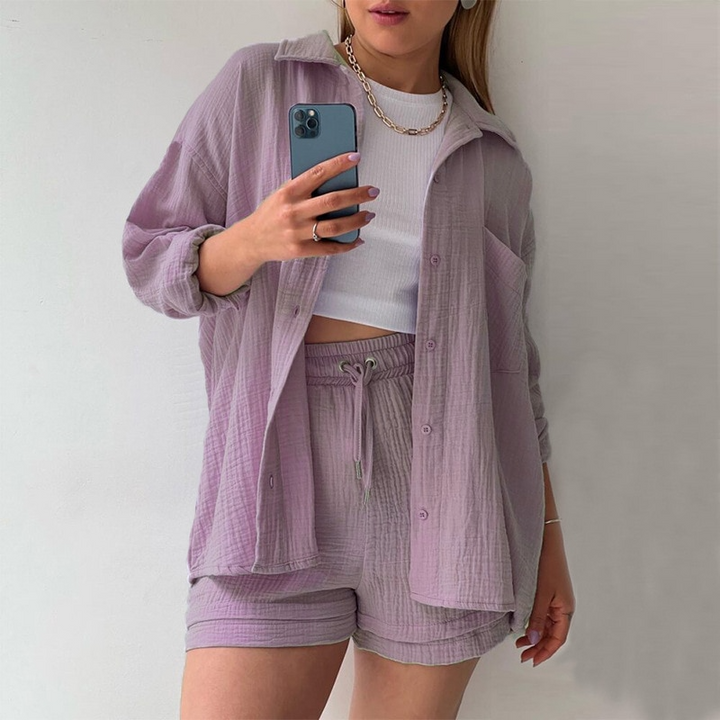 Women's complete set: shirt and shorts with a loose fit