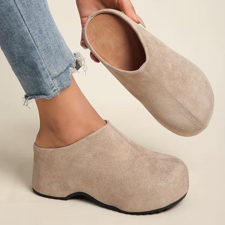 Veloura | Modern Comfort Slide Sandal Made of Soft Suede Leather