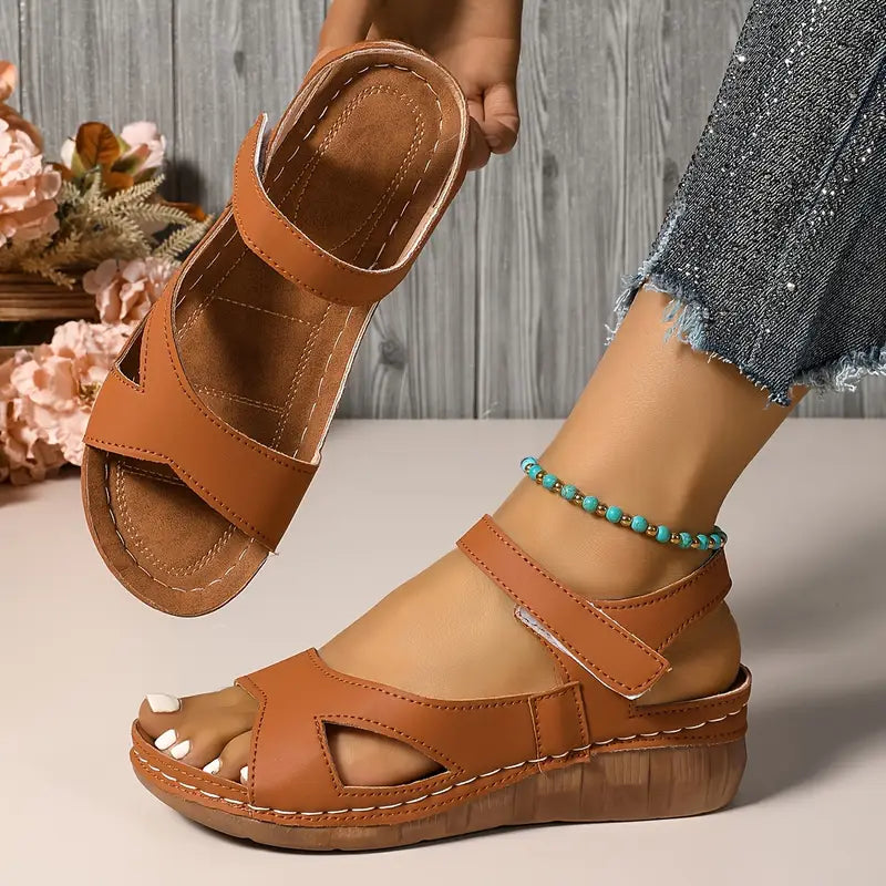 Women’s Comfortable Flat Sandals with Adjustable Strap