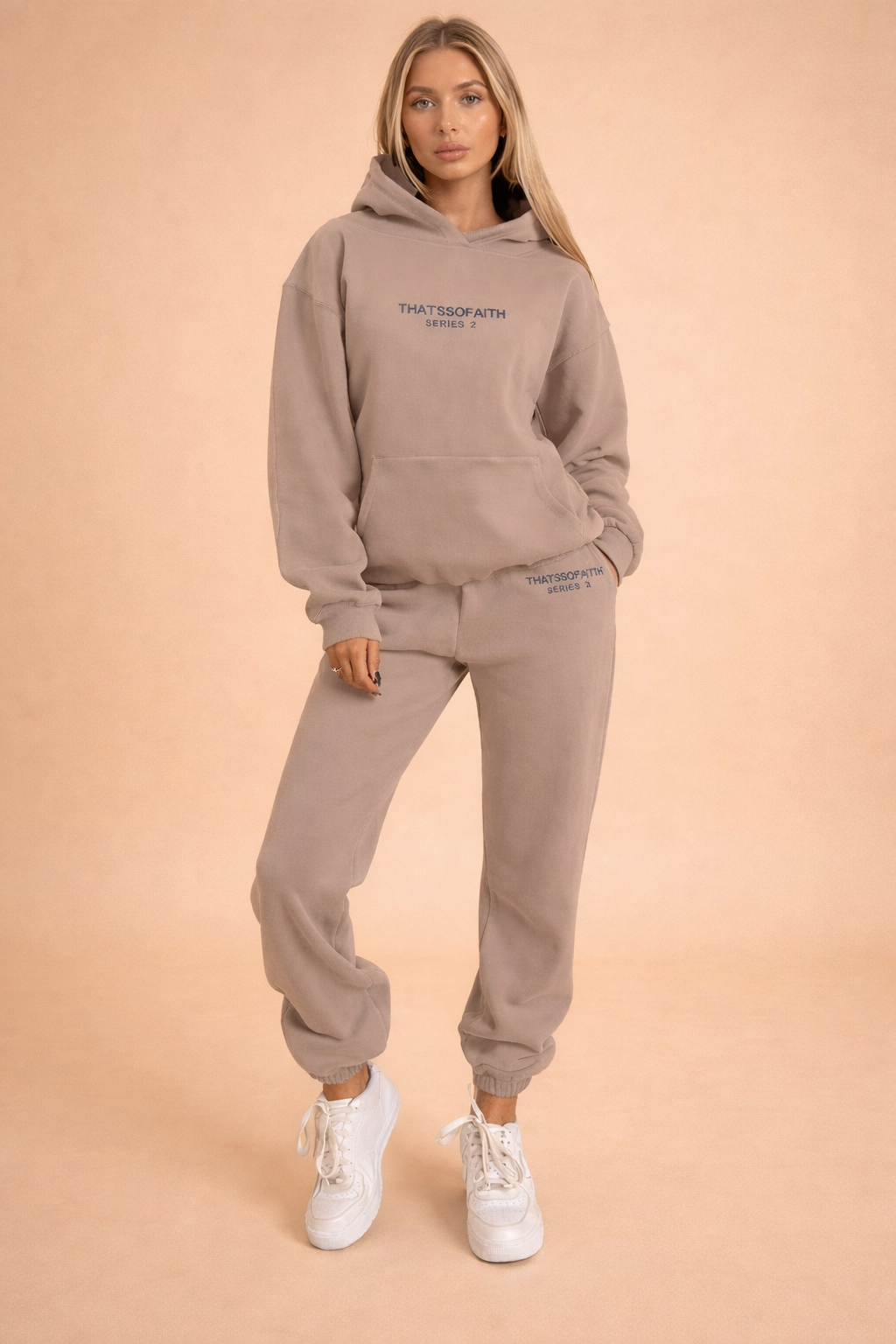 Women's Complete Tracksuit | with Short Sweatshirt and Pants