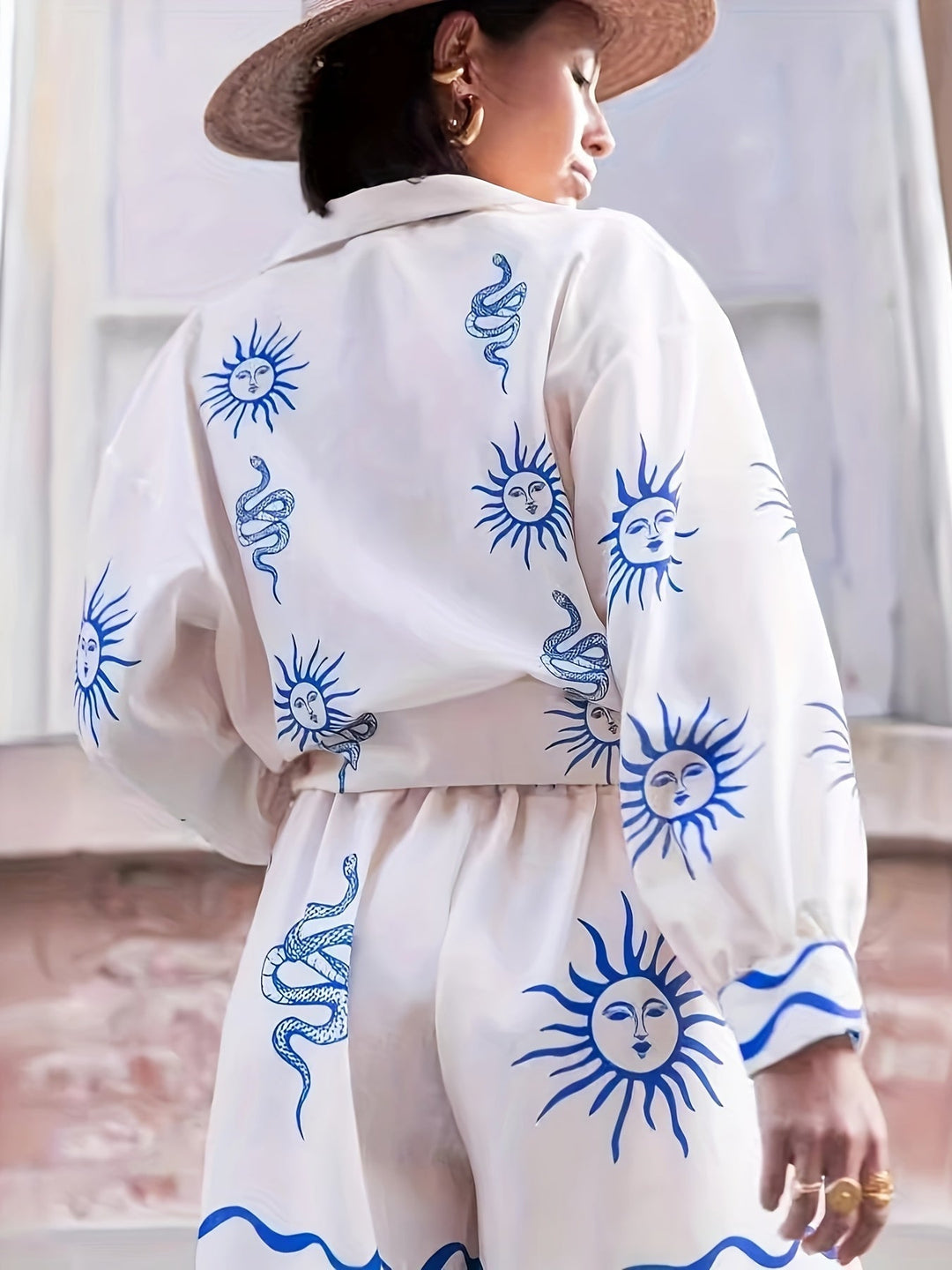 Women's Complete Set: Shirt and Shorts with Print and Elastic Waist