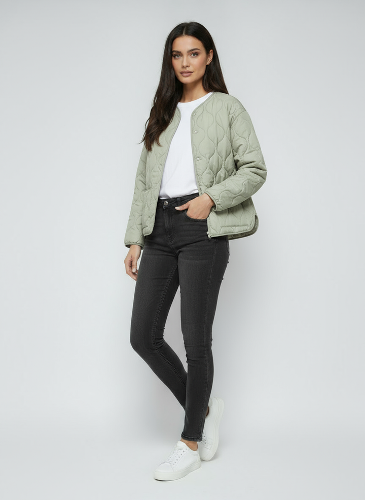 Women's Quilted Jacket | Lightweight Short Jacket with Pockets