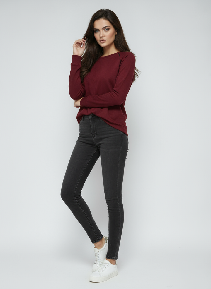 Women's Sweatshirt | Classic Sweater with Round Neck and Long Sleeves