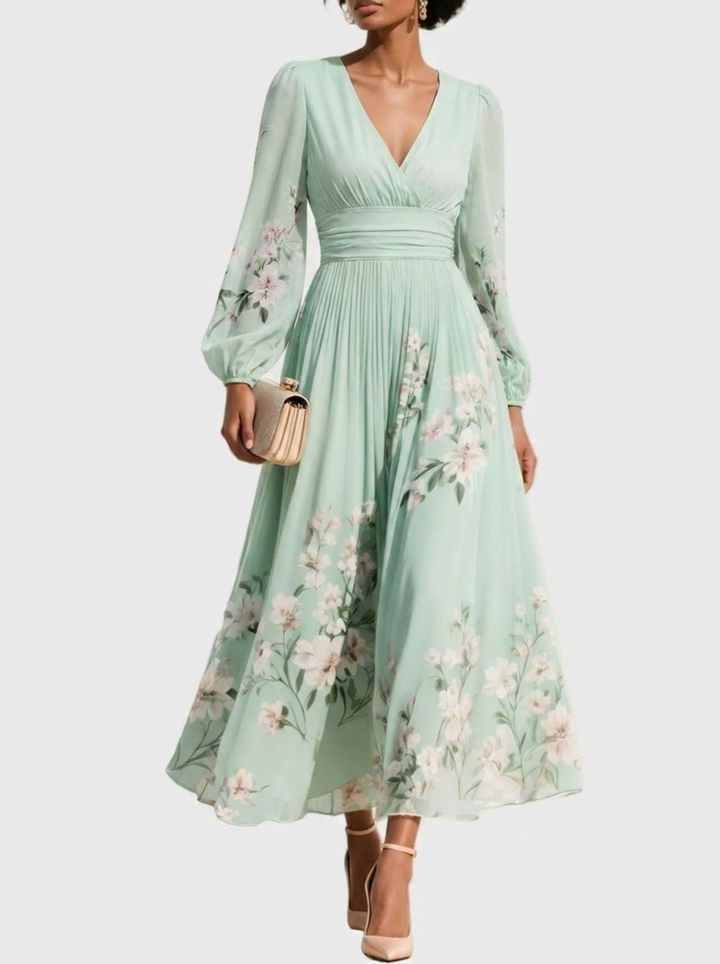 Serafina – Pleated Dress with V-Neck