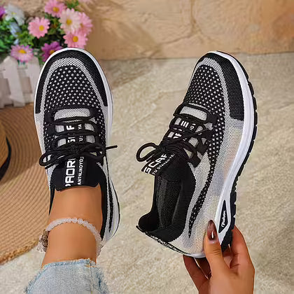 Kaelira | Airy Gradient-Knit Sneaker with Comfort Sole