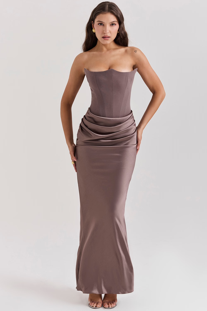 Women’s Elegant Strapless Maxi Dress with Ruched Waist