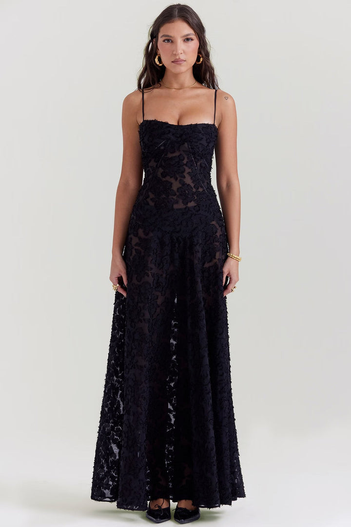 Women's maxi dress with thin straps and pattern