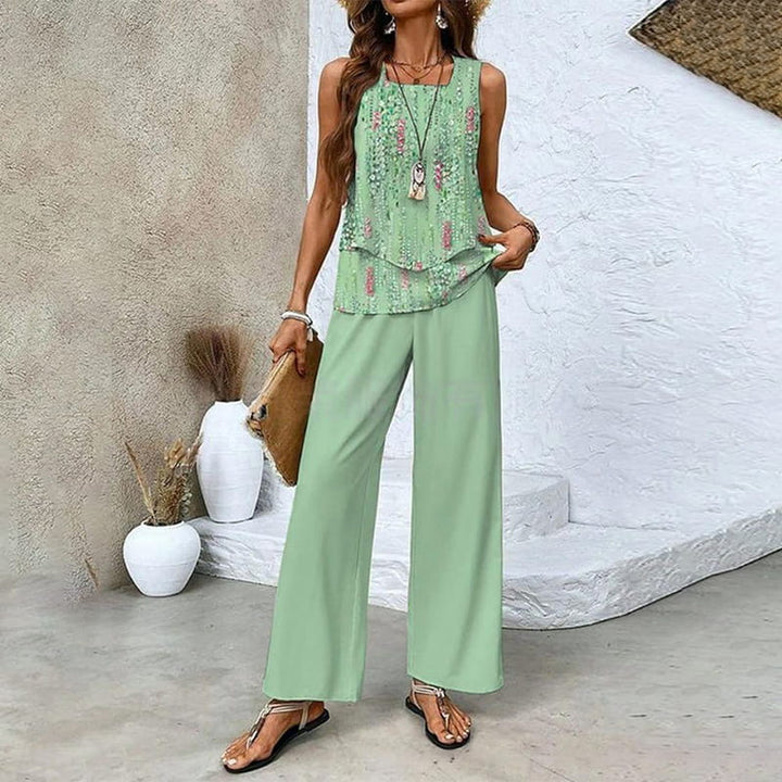 Ratchel | Stylish Women's Set with Printed Top and Matching Pants